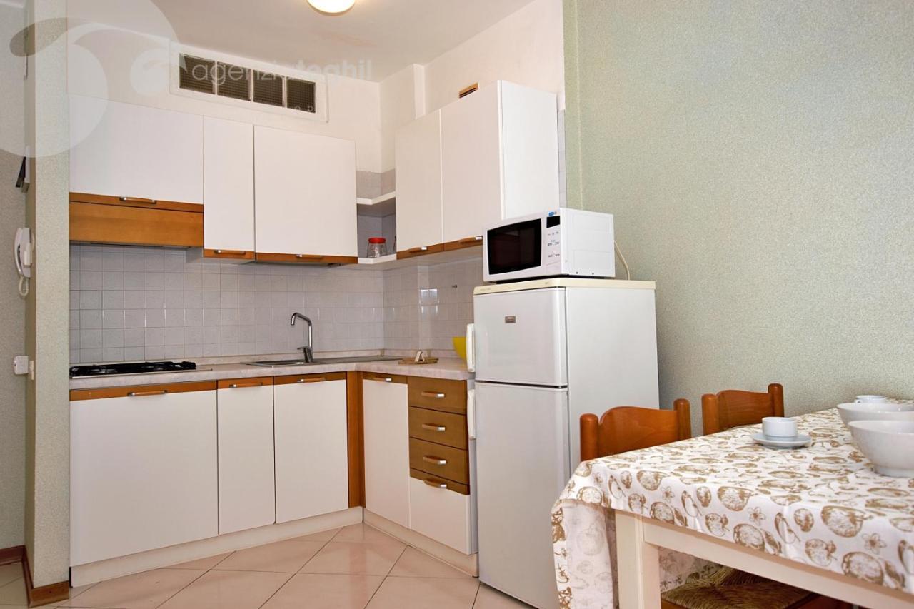 Condominio Cristallo Lignano Sabbiadoro Esterno foto